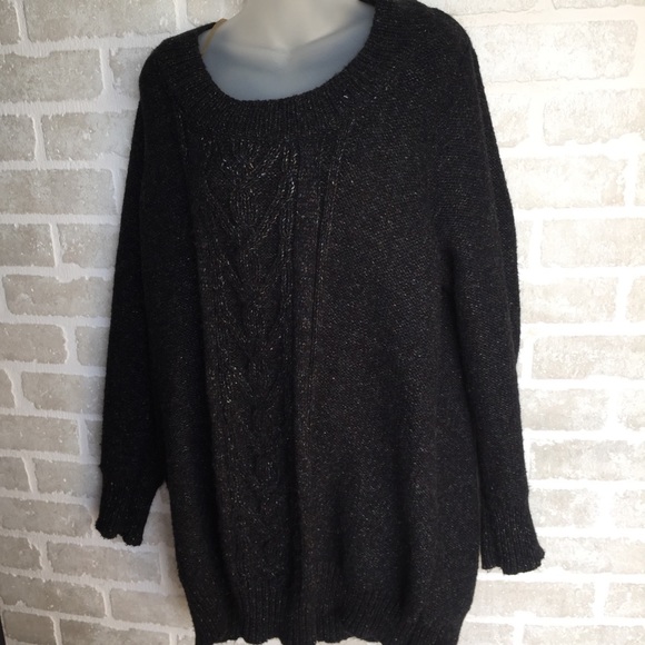 St. John's Bay Sweaters - St. John’s Bay 2x longer plus size sweater